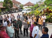 Program Pemantauan Wilayah saat Pilkada Seretak dan di Lanjutkan Jumat Curhat, Kapolda Sampaikan Pentingnya Idiologi Pancasila, Demokrasi, Hak Asasi Masyarakat dalam Bernegara dan Ikut Serta Menjaga Harkamtibmas
