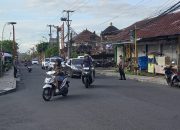 Wujud Pelayanan Masyarakat di Pagi Hari, Personil Polsek Bangli Laksanakan Pengaturan 12 Wujud Pelayanan Masyarakat di Pagi Hari, Personil Polsek Bangli Laksanakan Pengaturan
