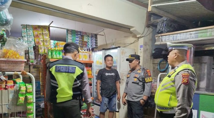 Blue Light Patrol Polsek Dentim: Tangkal Kriminalitas dan Pastikan Situasi Aman