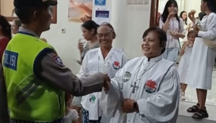 Polsek Denpasar Barat Pengamanan Gereja Dalam Rangka Perayaan Hari Natal 2024
