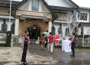 Polres Bandara Lakukan Pengamanan Giat Ibadah Minggu di Gereja Ekklesia, Tuban 12 Polres Bandara Lakukan Pengamanan Giat Ibadah Minggu di Gereja Ekklesia, Tuban