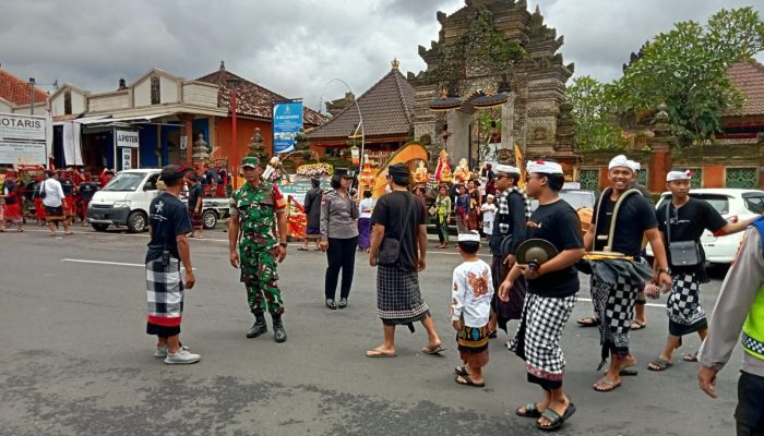 Wakapolsek Bangli Pimpin Pengamanan Kegiatan Upacara Pelebon Alm. A.A Gede Sasrawan