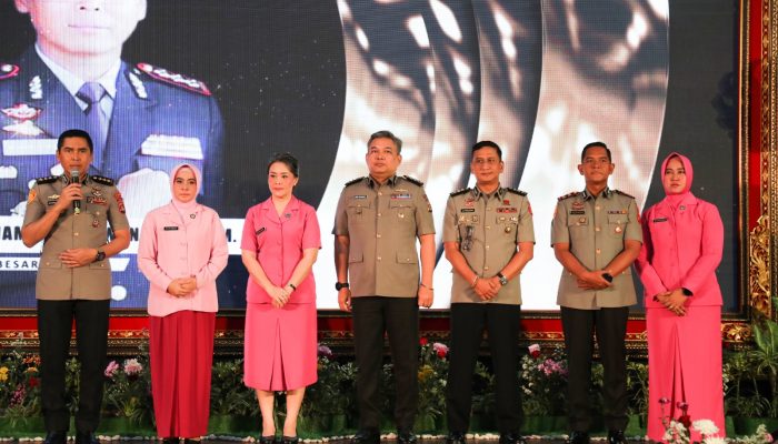 Acara Kenal Pamit, Kapolda Bali Minta Pejabat Baru Segera Bekerja Berikan Pelayanan Terbaik Kepada Masyarakat