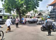 Giat Sholat Jumat, Polres Bandara Ngurah Rai Lakukan Pengamanan