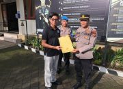 Wujud Kepedulian dan Kebersamaan, Wakapolsek Serahkan Dana Tali Asih Kepada Anggota