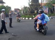 Wujud Pelayanan Masyarakat di Pagi Hari, Personil Polsek Bangli Laksanakan Pengaturan Arus Lalulintas