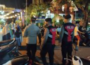 Kapolsek Kuta Selatan Sambangi Masjid Ibnu Batutah, Ajak Jaga Kamtibmas dan Toleransi Jelang Hari Raya 15 Kapolsek Kuta Selatan Sambangi Masjid Ibnu Batutah, Ajak Jaga Kamtibmas dan Toleransi Jelang Hari Raya