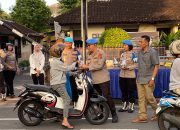 Ratusan Takjil Dibagikan, Merasakan Kidmatnya Berbuka Puasa 2 Ratusan Takjil Dibagikan, Merasakan Kidmatnya Berbuka Puasa