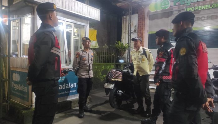 Pawas Polsek Kintamani Pimpin Pengamanan Sholat Tarawih Untuk Menjaga Kamtibmas Tetap Kondusif Selama Bulan Suci Ramadhan 1446 H. Tahun 2025.