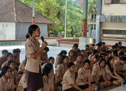 Program Jumat curhat, Ditressiber Polda Bali Sampaikan terkait BijakBerkomunikasi di Media Sosial