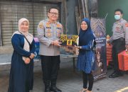 Kapolsek Kuta Gelar Kegiatan Pembagian Takjil dan Buka Puasa Bersama di Masjid Ar-Rahmat 14 Kapolsek Kuta Gelar Kegiatan Pembagian Takjil dan Buka Puasa Bersama di Masjid Ar-Rahmat