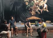Bhabinkamtibmas Kuta Sambangi Pemuda STT Abian Base, Sampaikan Pesan Kamtibmas Jelang Nyepi 15 Bhabinkamtibmas Kuta Sambangi Pemuda STT Abian Base, Sampaikan Pesan Kamtibmas Jelang Nyepi